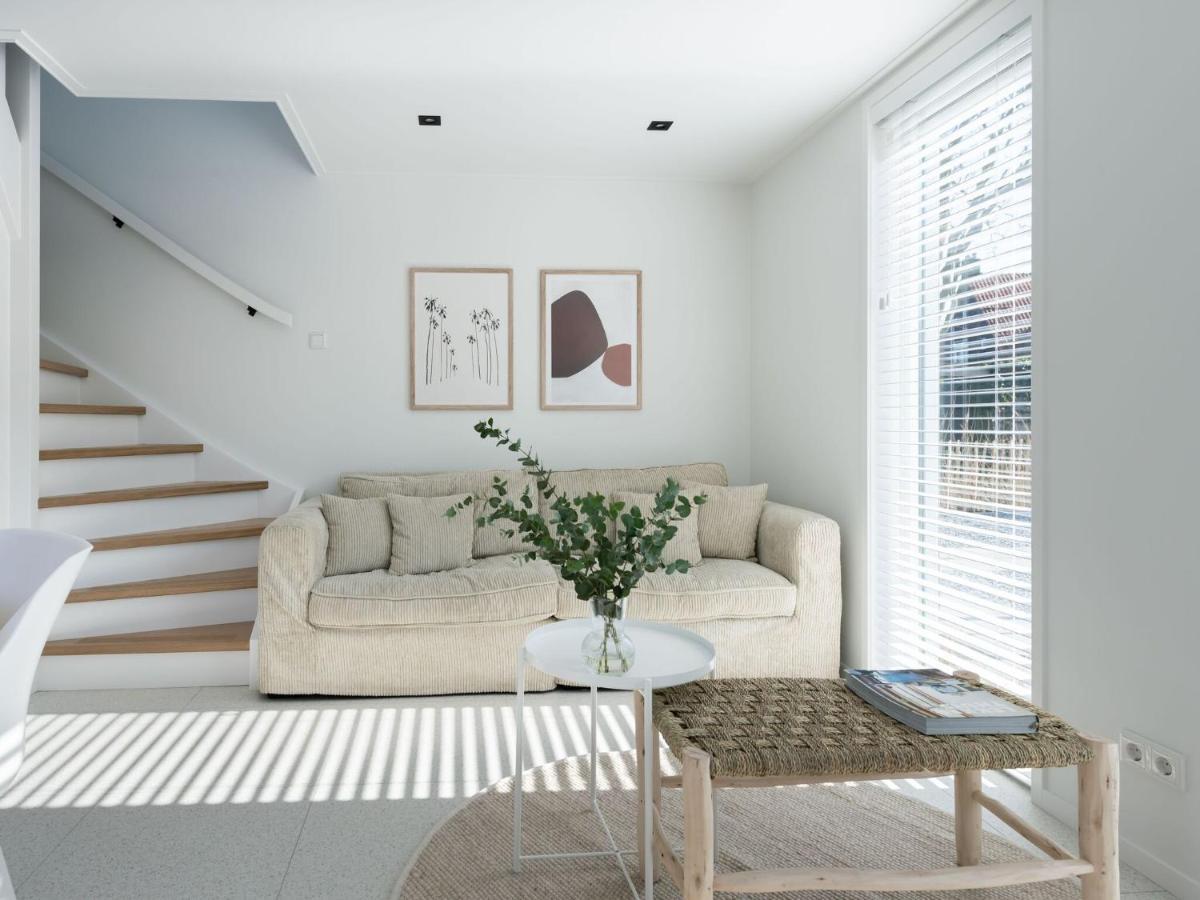 Cosy Holiday Home In Oostkapelle With A Garden Exterior photo