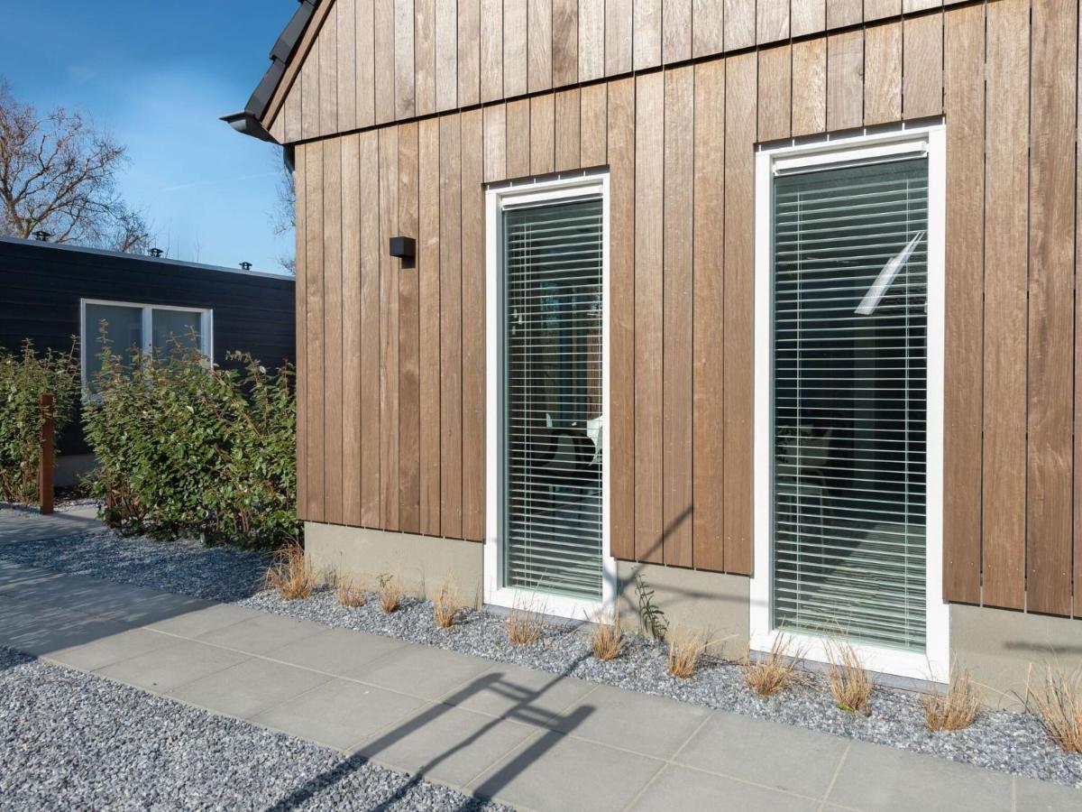 Cosy Holiday Home In Oostkapelle With A Garden Exterior photo